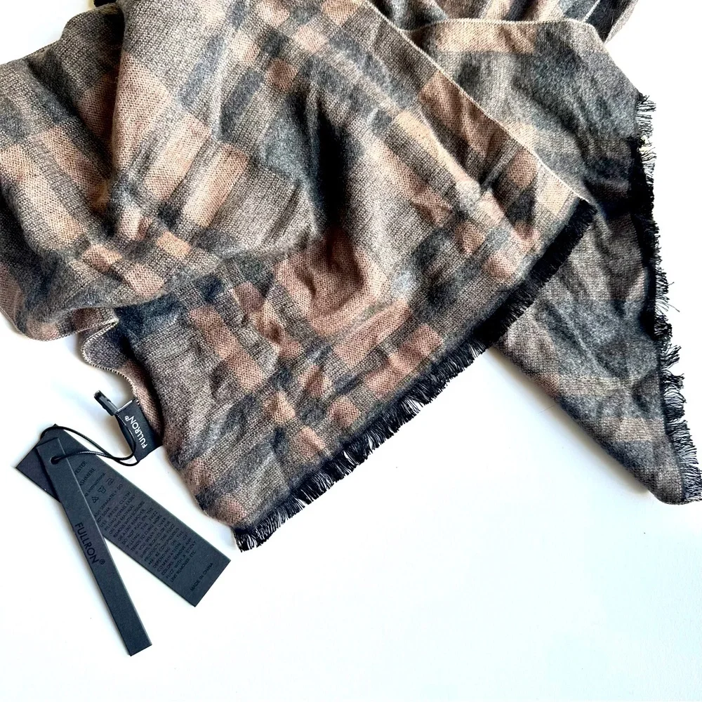 NWT FULLRON Men's Checkered Scarf - Black and Brown - cashmere blend